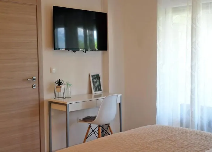 House Yellow Case de vacanță *