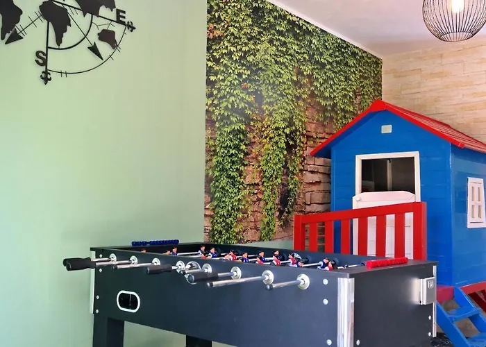 Nyaraló House Yellow Šilo